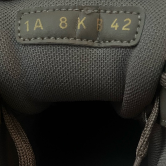 LOUIS VUITTON Trainer Sneakers - Picture 7 of 7